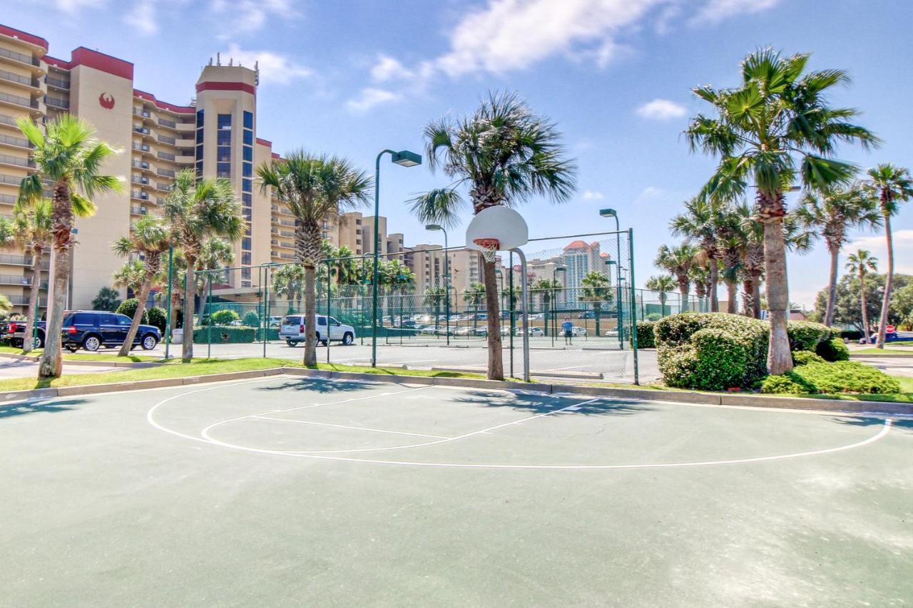 The Phoenix V Resort شاطئ أورانج الغرفة الصورة